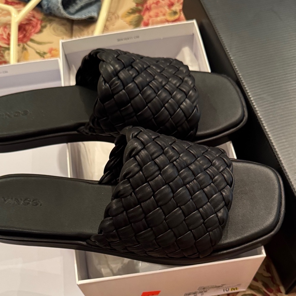 Vince Black Woven Slide Sandals Size 10 NEW